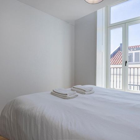 Glamorous 3Bdr Apartment In City Center By Lovelystay Lisbon Bagian luar foto