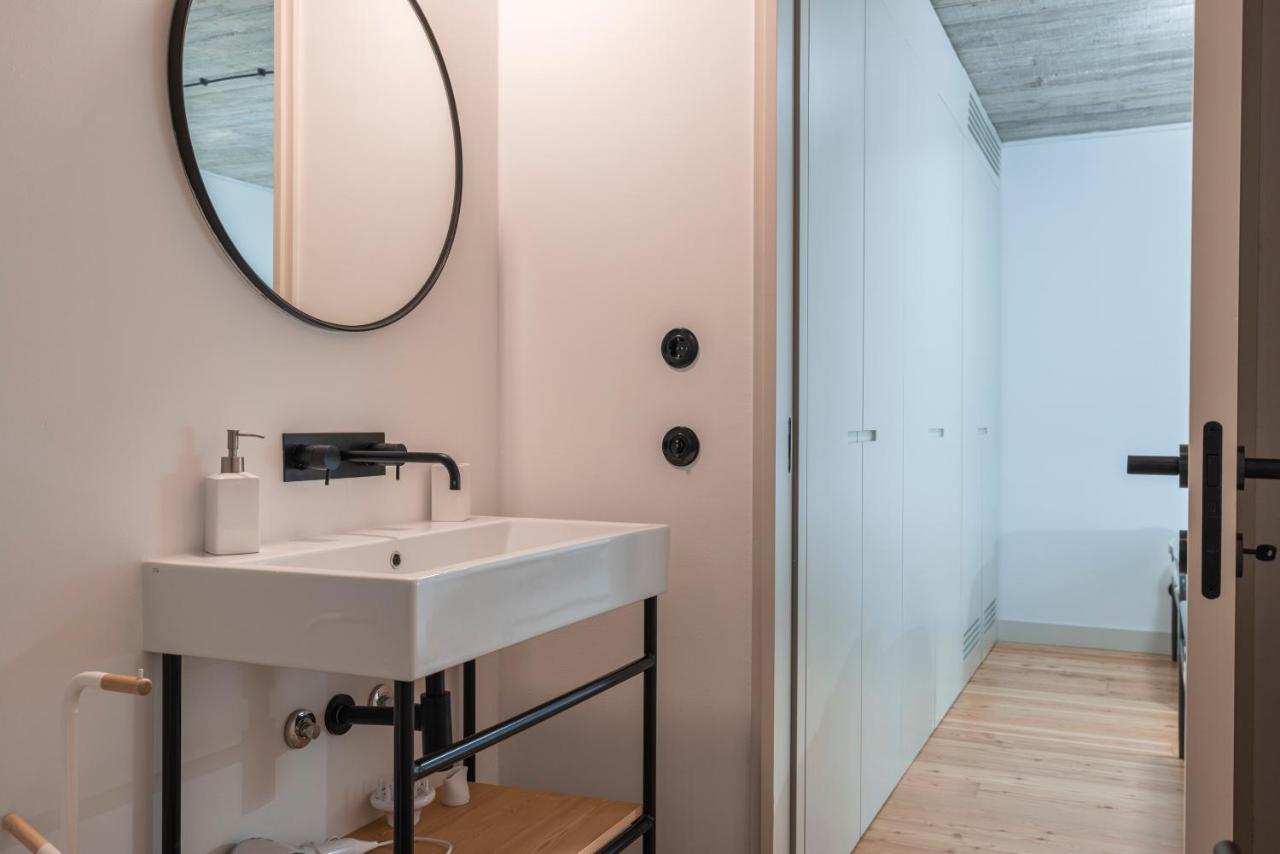 Glamorous 3Bdr Apartment In City Center By Lovelystay Lisbon Bagian luar foto