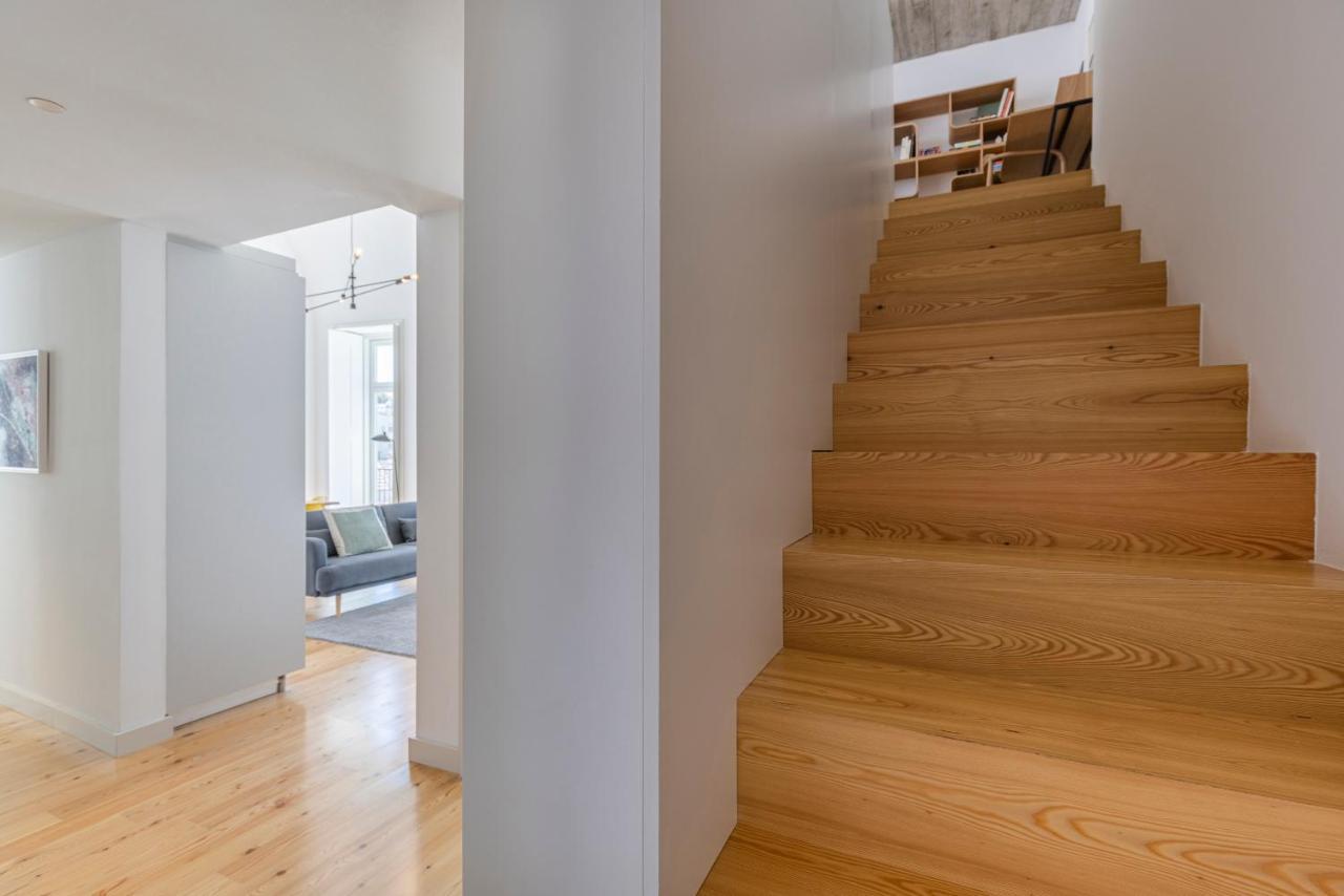Glamorous 3Bdr Apartment In City Center By Lovelystay Lisbon Bagian luar foto